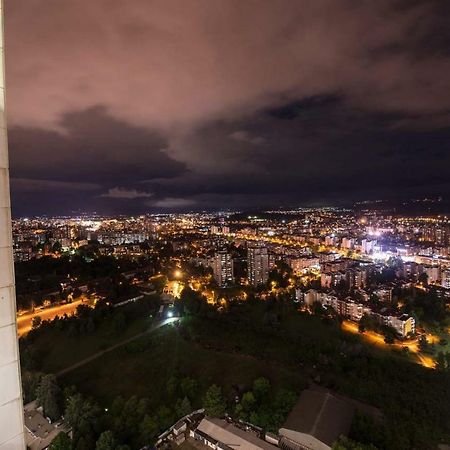 33Rd Floor Luxury Apartment Spa & Fitness Skopje Exterior foto