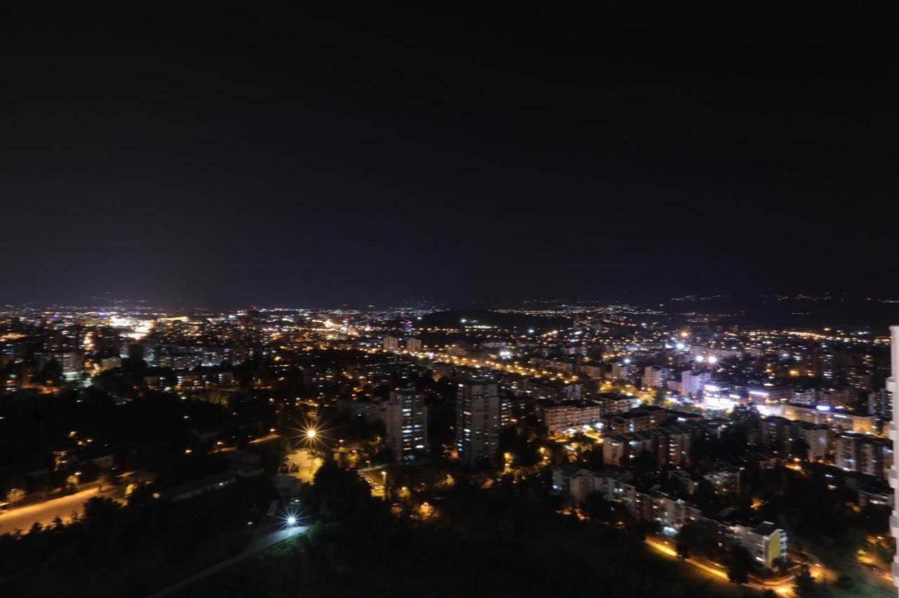 33Rd Floor Luxury Apartment Spa & Fitness Skopje Exterior foto